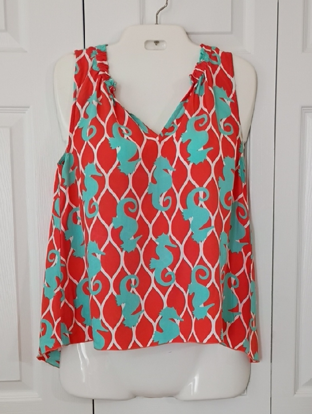 Escapada Coral & Turquoise Printed Sleeveless V-Neck Top